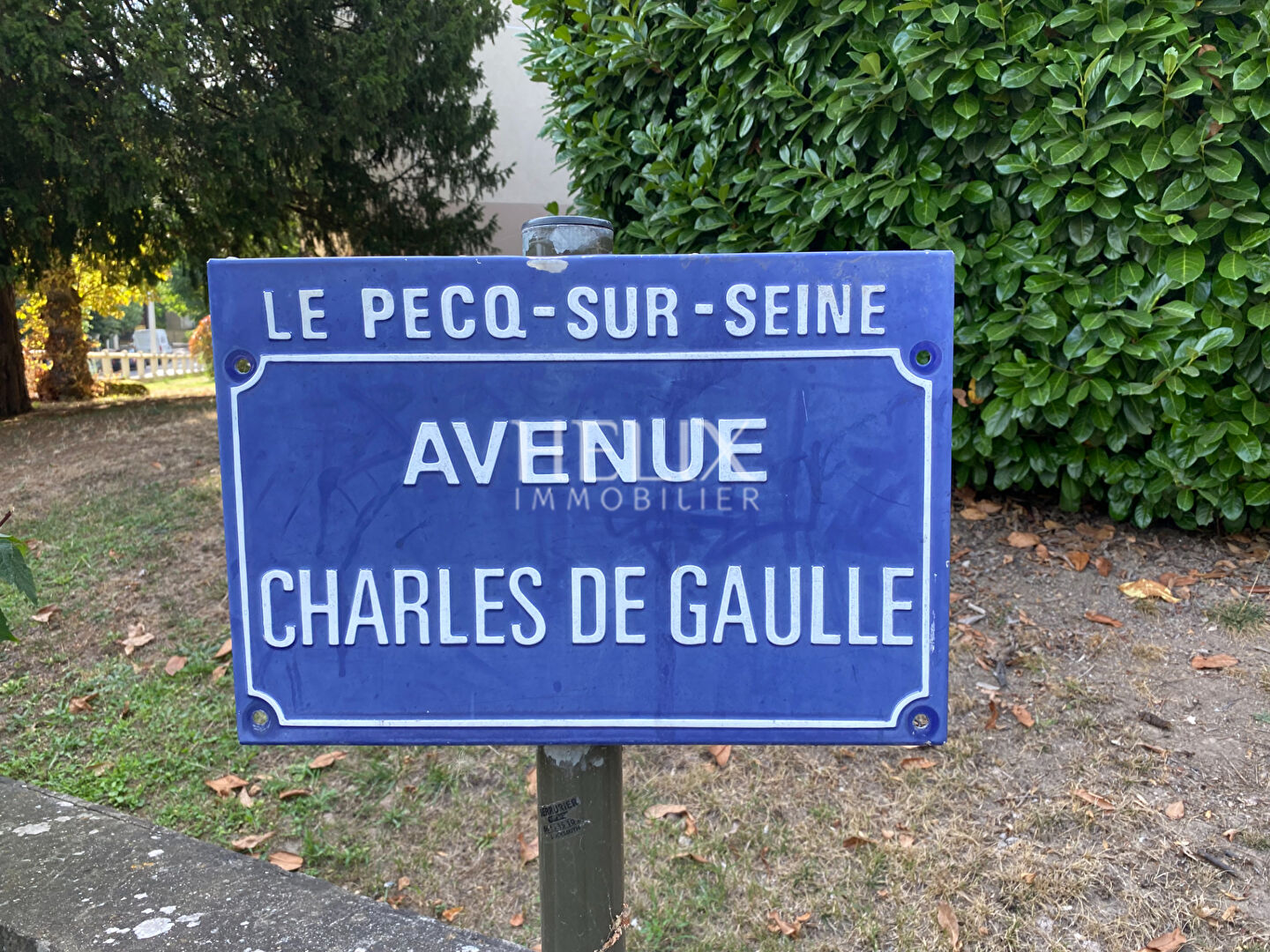 Photo Garage fermé Le Pecq 13 m2 image 3/4