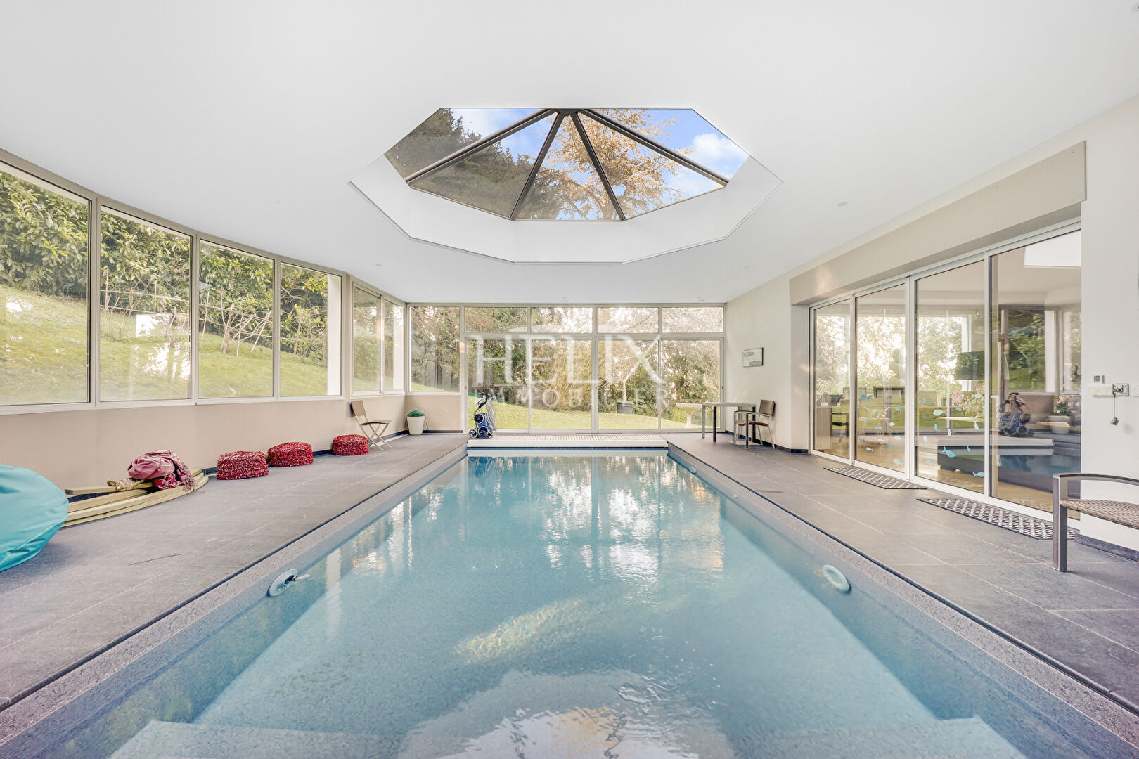 Maison de10 pièces 410 m2