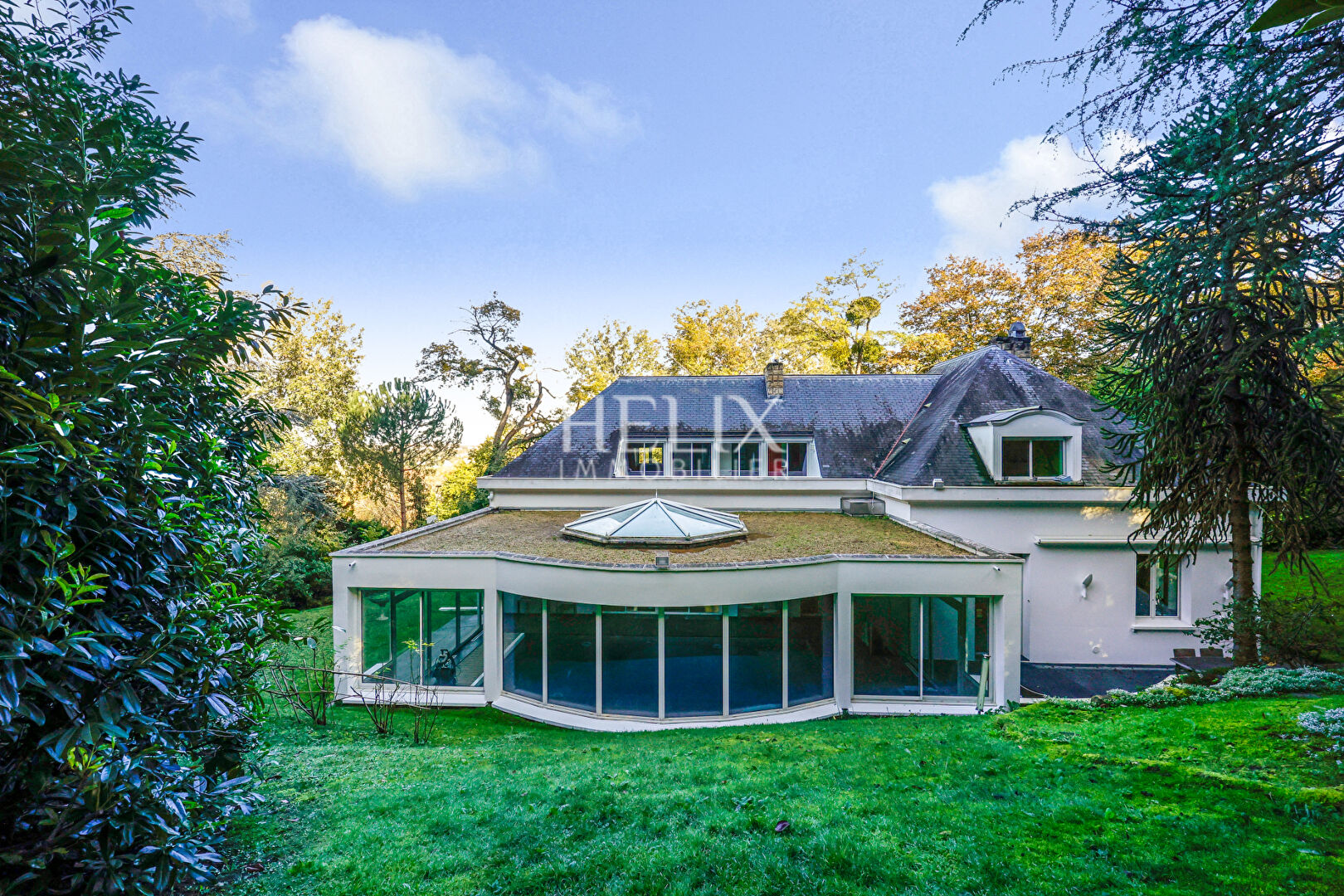 Photo Maison de10 pièces 410 m2 image 6/6