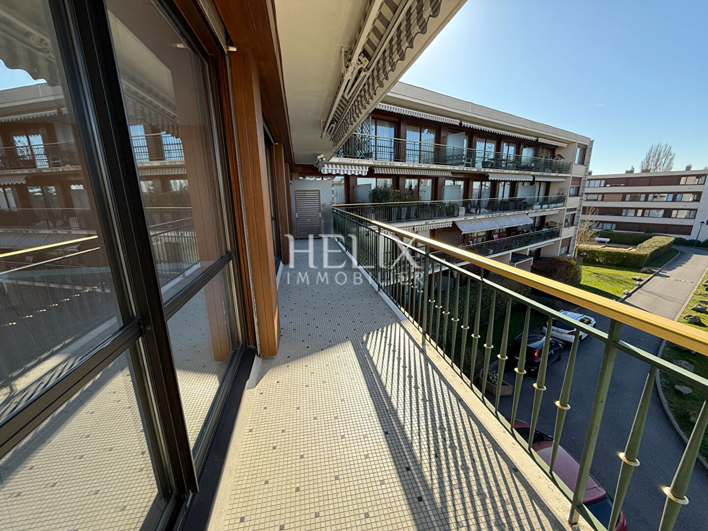 Appartement Noisy Le Roi  3 pièce(s) 84m2