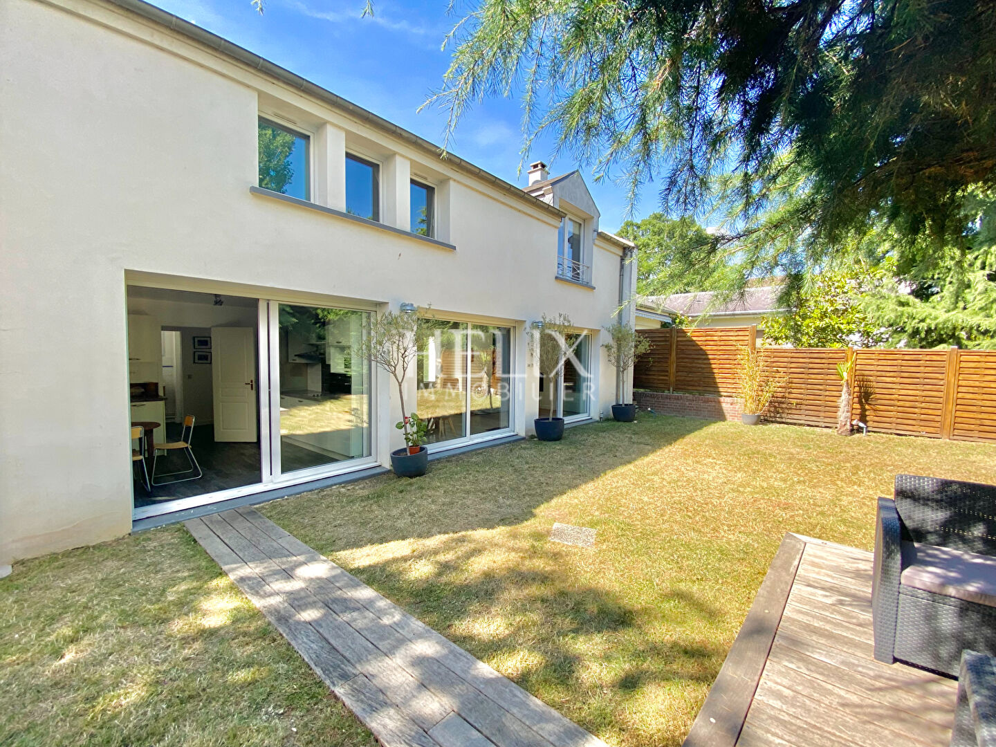 Le Vésinet - Location maison meublée - 165 m²