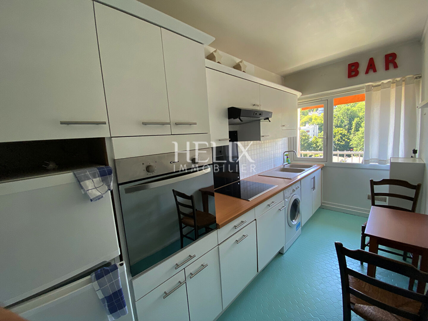 Photo Le Pecq Centre - F3 de 59 m2 en étage élevé avec ascenseur image 4/6