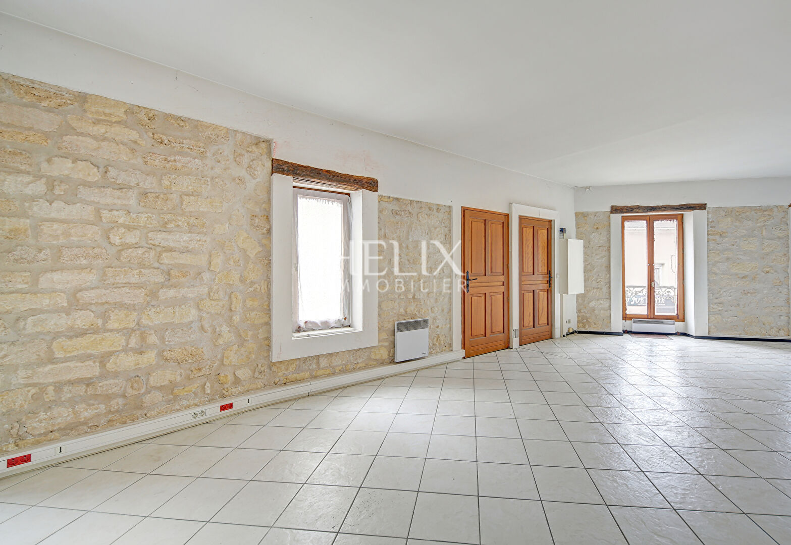 Photo Immeuble Montesson 450m2 image 2/6