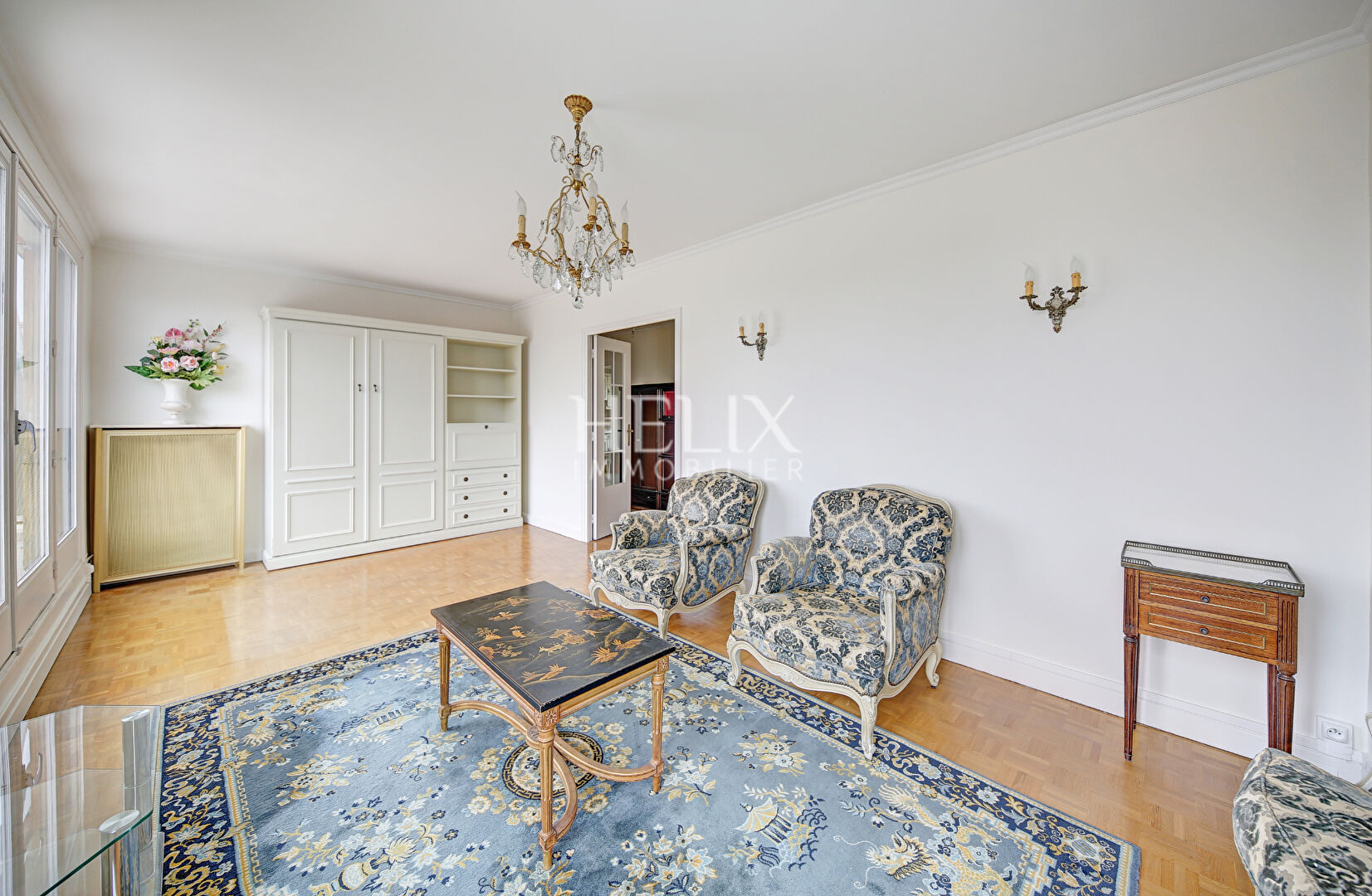 Photo Appartement Le Vésinet 4 pièces 70 m2. Dernier étage avec terrasse et ascenseur image 3/6