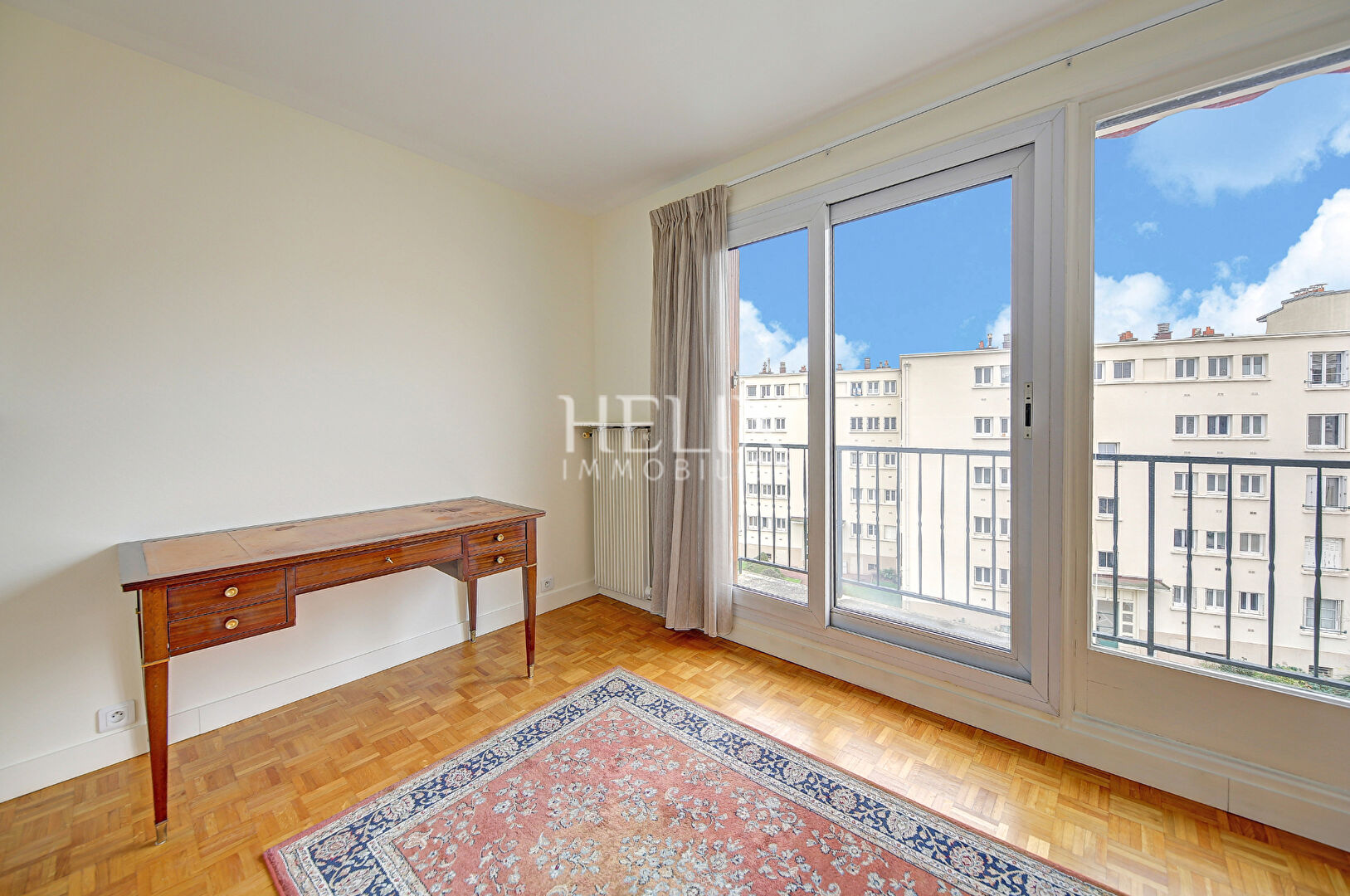 Photo Appartement Le Vésinet 4 pièces 70 m2. Dernier étage avec terrasse et ascenseur image 5/6