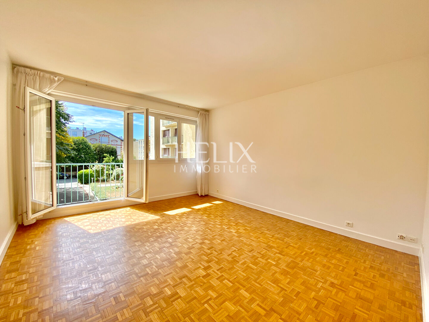 Photo Appartement Le Vésinet 3 pièces de 73 m² proche de la gare RER A et des commerces image 2/6