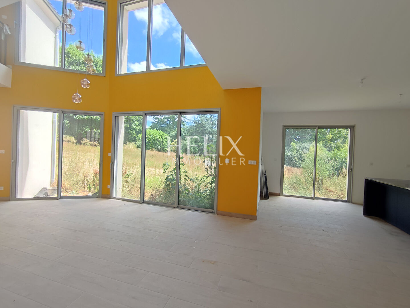 Photo Élégante maison contemporaine de 172m2 construite en 2024 sur un terrain de 1 250 m² sans vis-à-vis, au calme absolu image 6/6