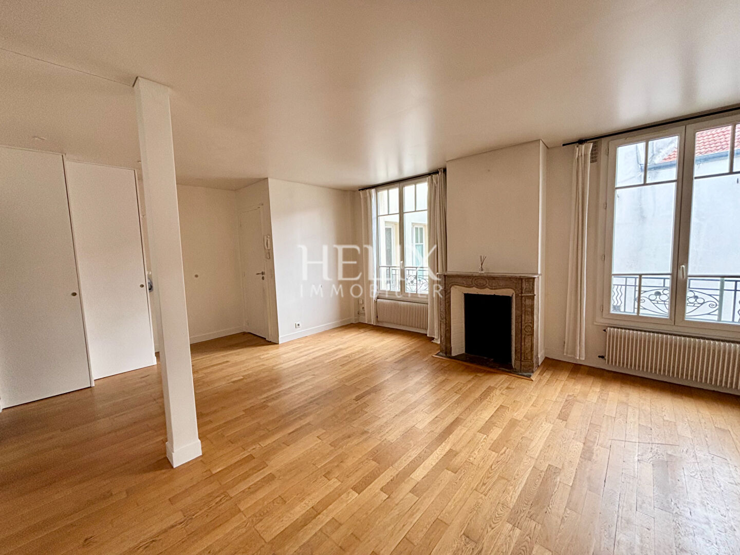 Photo Appartement avec le charme de l'ancien en plein coeur de Saint Germain En Laye 3 pièce(s) 62M2. image 4/6