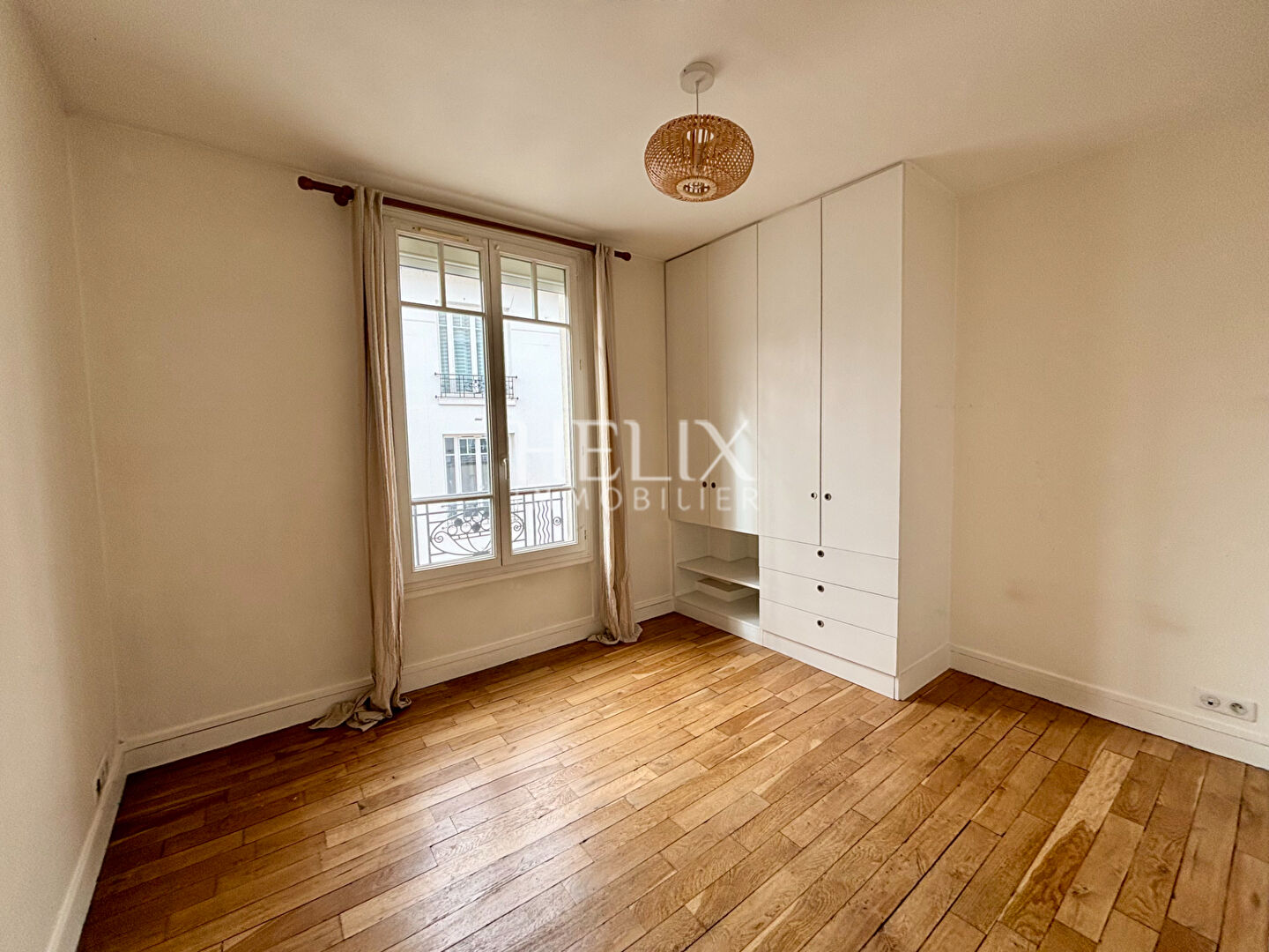 Photo Appartement avec le charme de l'ancien en plein coeur de Saint Germain En Laye 3 pièce(s) 62M2. image 6/6