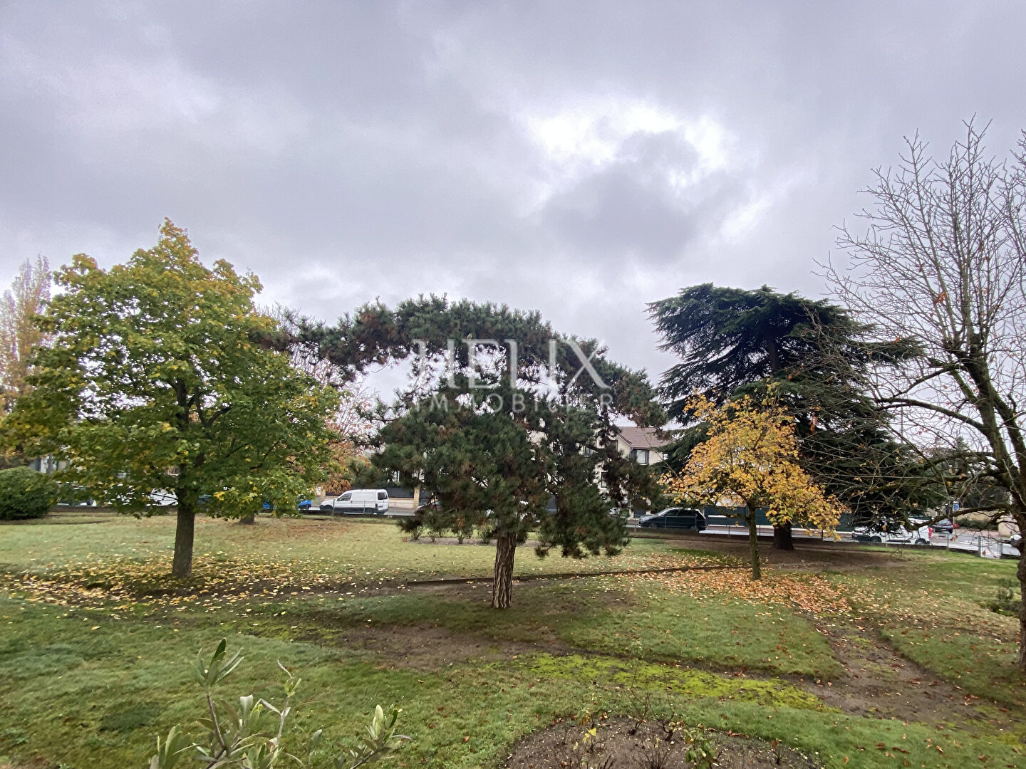 Agence immobilière de HELIX IMMOBILIER - HELIX IMMOBILIER LE VESINET