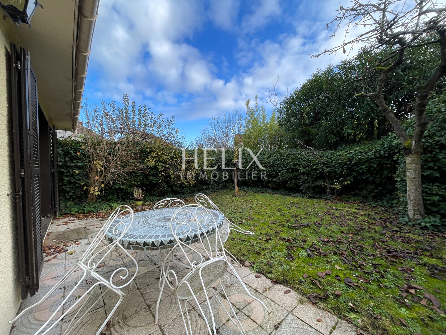 Photo Maison à Montesson 4 chambres bien exposée avec jardin et parkings privatifs image 2/6