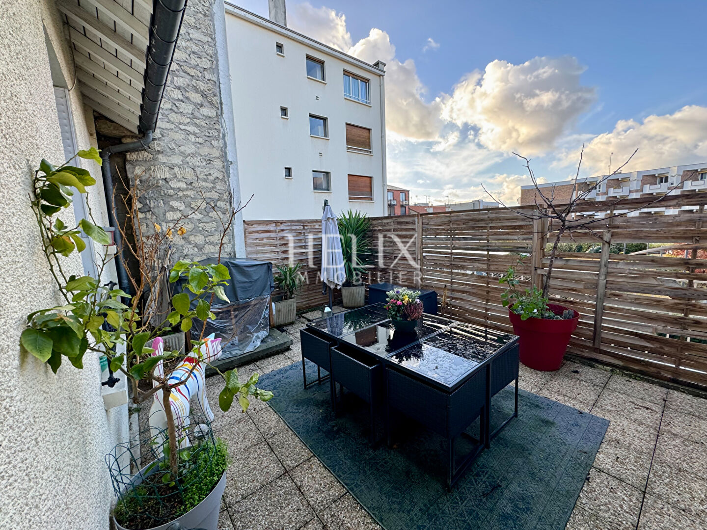 Photo Appartement en duplex 95,80 M2 avec terrasse Le Vesinet à deux pas Place du marché RER A image 5/5