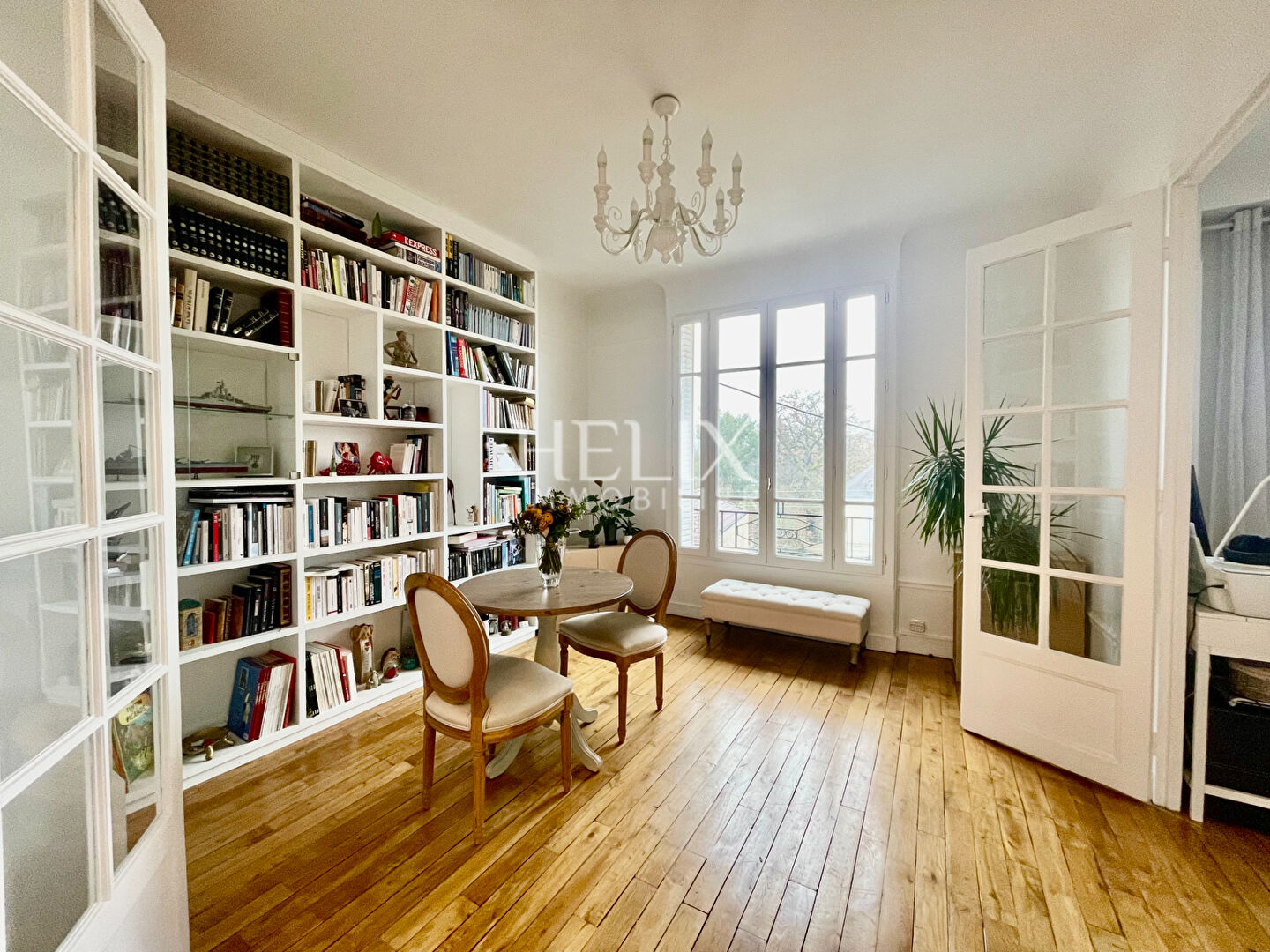 Agence immobilière de HELIX IMMOBILIER - HELIX IMMOBILIER LE VESINET