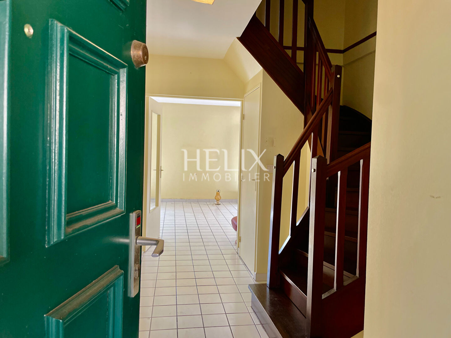 Agence immobilière de HELIX IMMOBILIER - HELIX IMMOBILIER LE VESINET