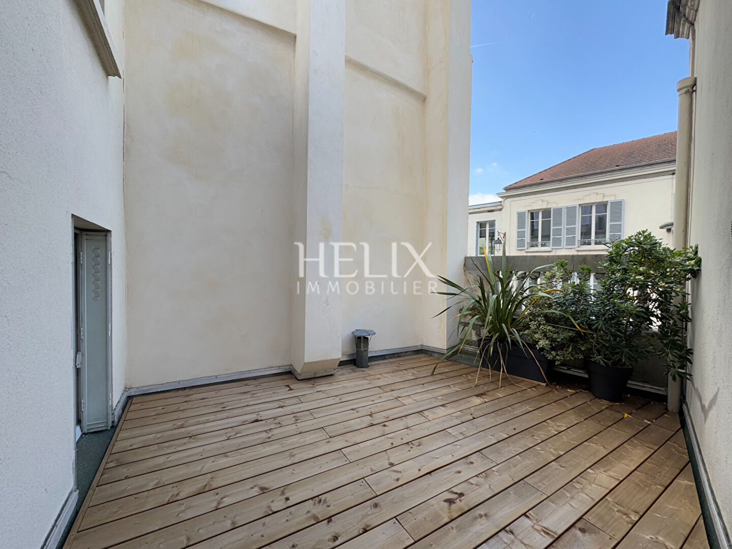 Agence immobilière de HELIX IMMOBILIER - HELIX IMMOBILIER SAINT GERMAIN EN LAYE