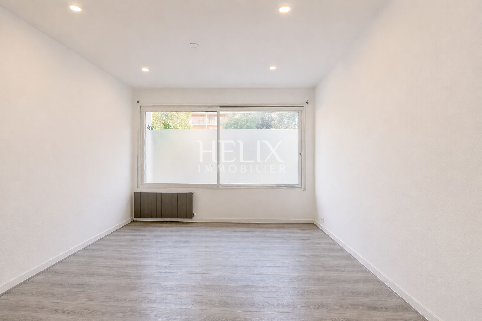 Agence immobilière de HELIX IMMOBILIER - HELIX IMMOBILIER SAINT GERMAIN EN LAYE