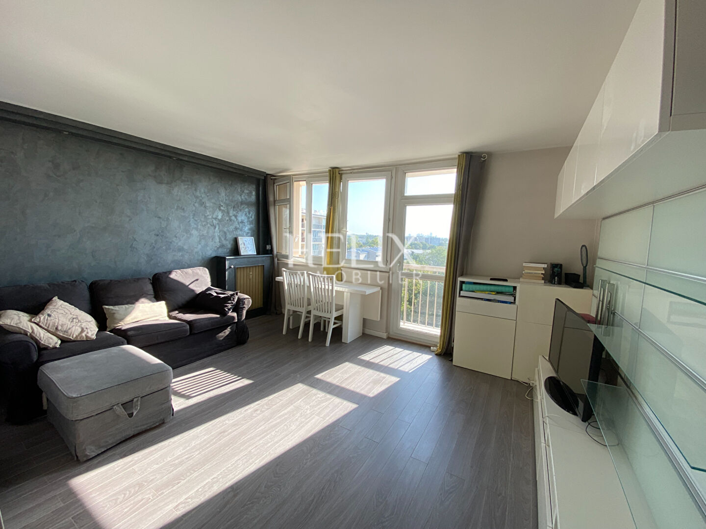 Agence immobilière de HELIX IMMOBILIER - HELIX IMMOBILIER LE PECQ