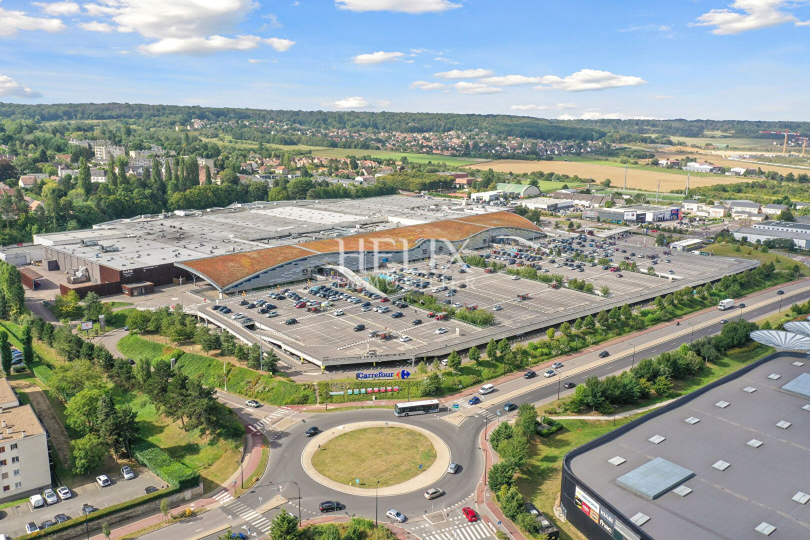 Agence immobilière de HELIX IMMOBILIER - HELIX IMMOBILIER SAINT GERMAIN EN LAYE