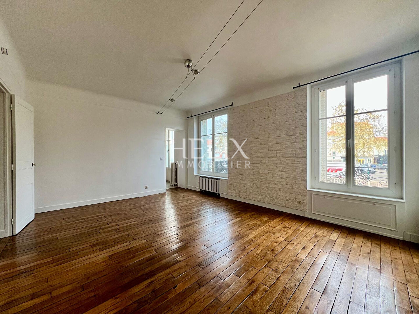 Agence immobilière de HELIX IMMOBILIER - HELIX IMMOBILIER LE VESINET