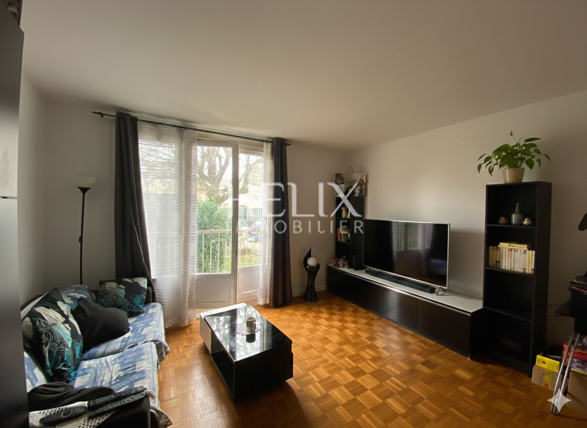 Agence immobilière de HELIX IMMOBILIER - HELIX IMMOBILIER LE VESINET