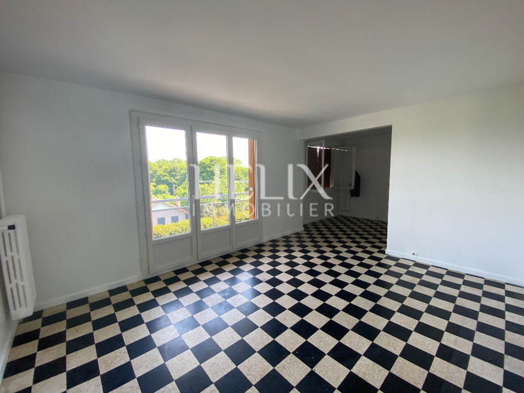 Agence immobilière de HELIX IMMOBILIER - HELIX IMMOBILIER LE PECQ