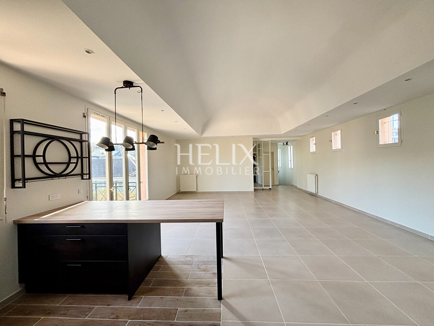 Agence immobilière de HELIX IMMOBILIER - HELIX IMMOBILIER SAINT GERMAIN EN LAYE