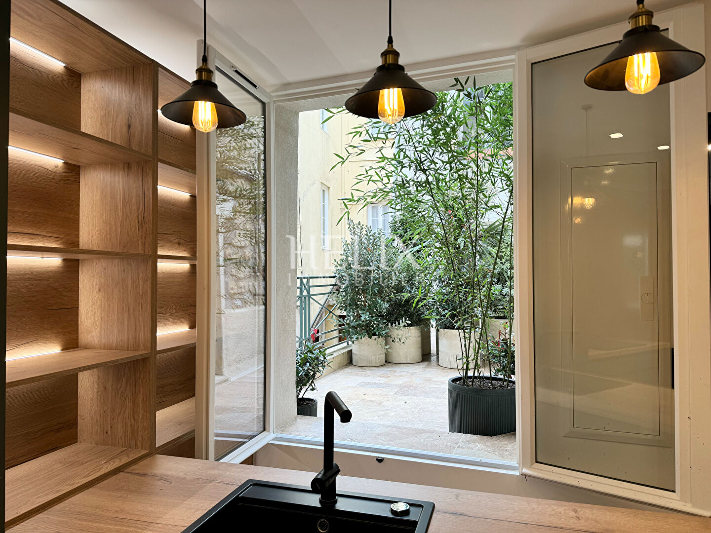 Agence immobilière de HELIX IMMOBILIER - HELIX IMMOBILIER SAINT GERMAIN EN LAYE