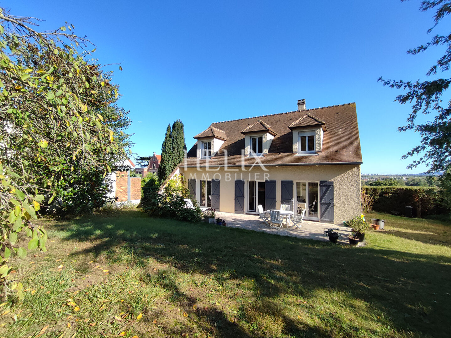 Agence immobilière de HELIX IMMOBILIER - HELIX IMMOBILIER LE PECQ