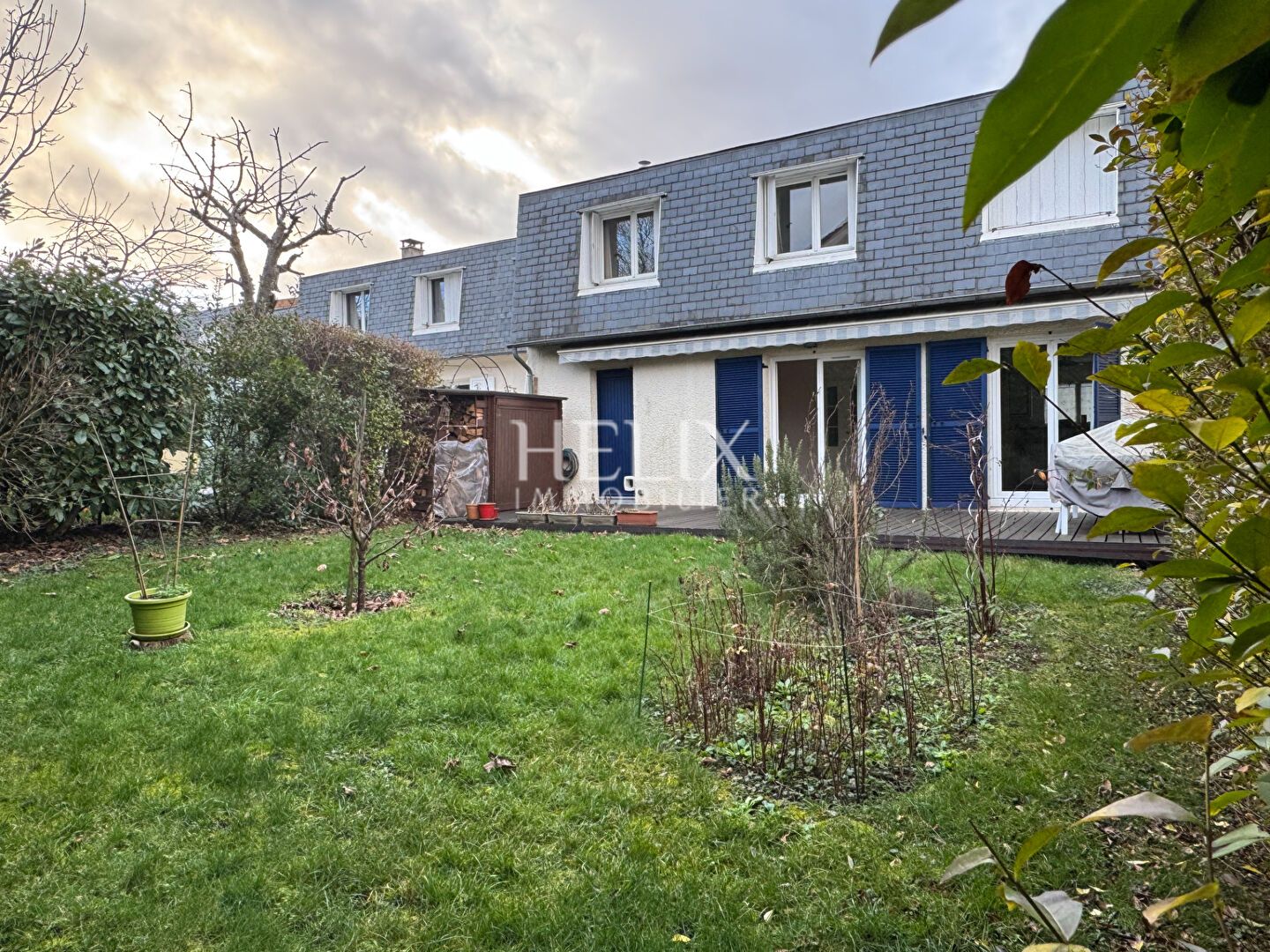 Agence immobilière de HELIX IMMOBILIER - HELIX IMMOBILIER SAINT GERMAIN EN LAYE