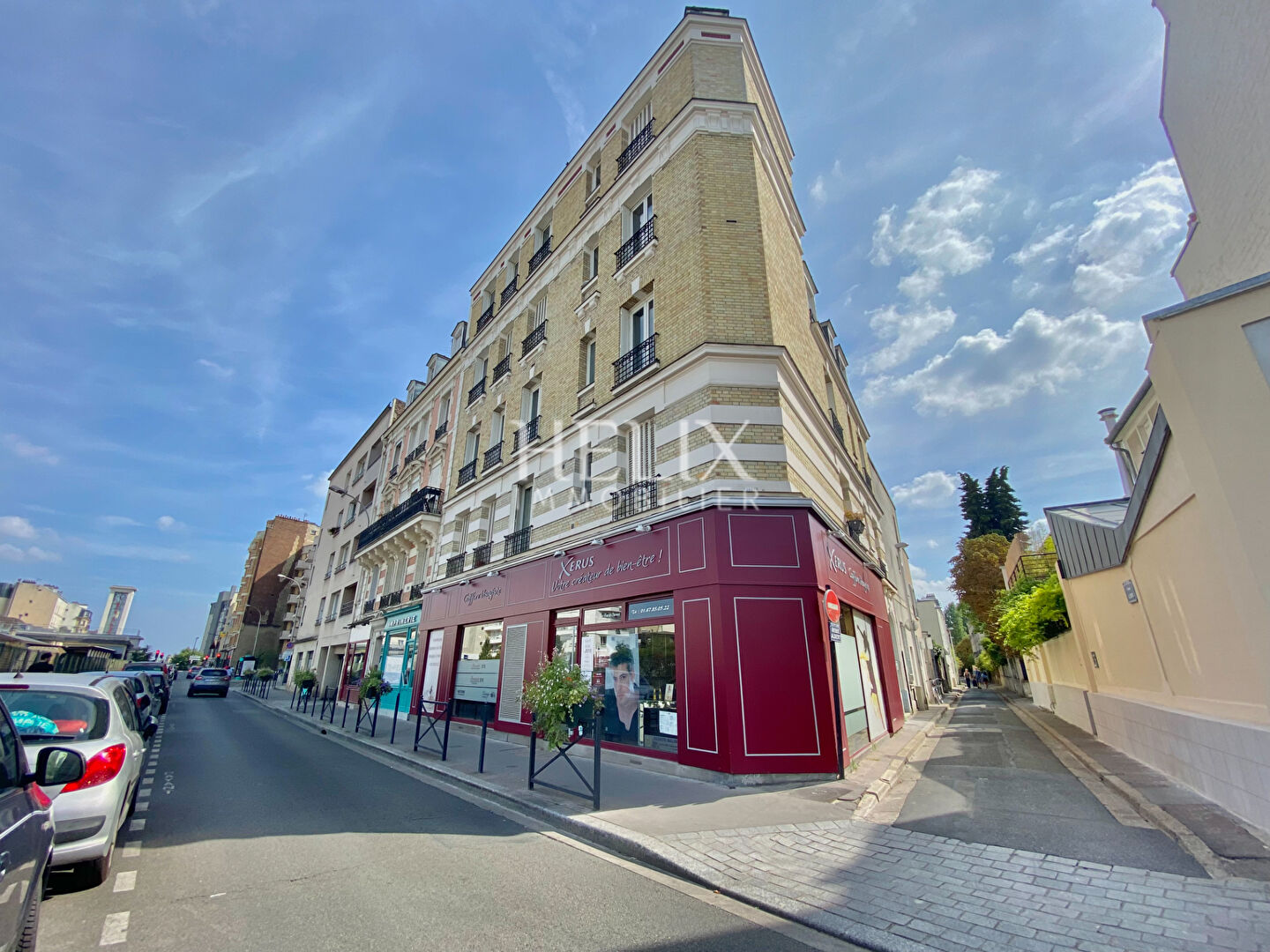 Agence immobilière de HELIX IMMOBILIER - HELIX IMMOBILIER LE VESINET