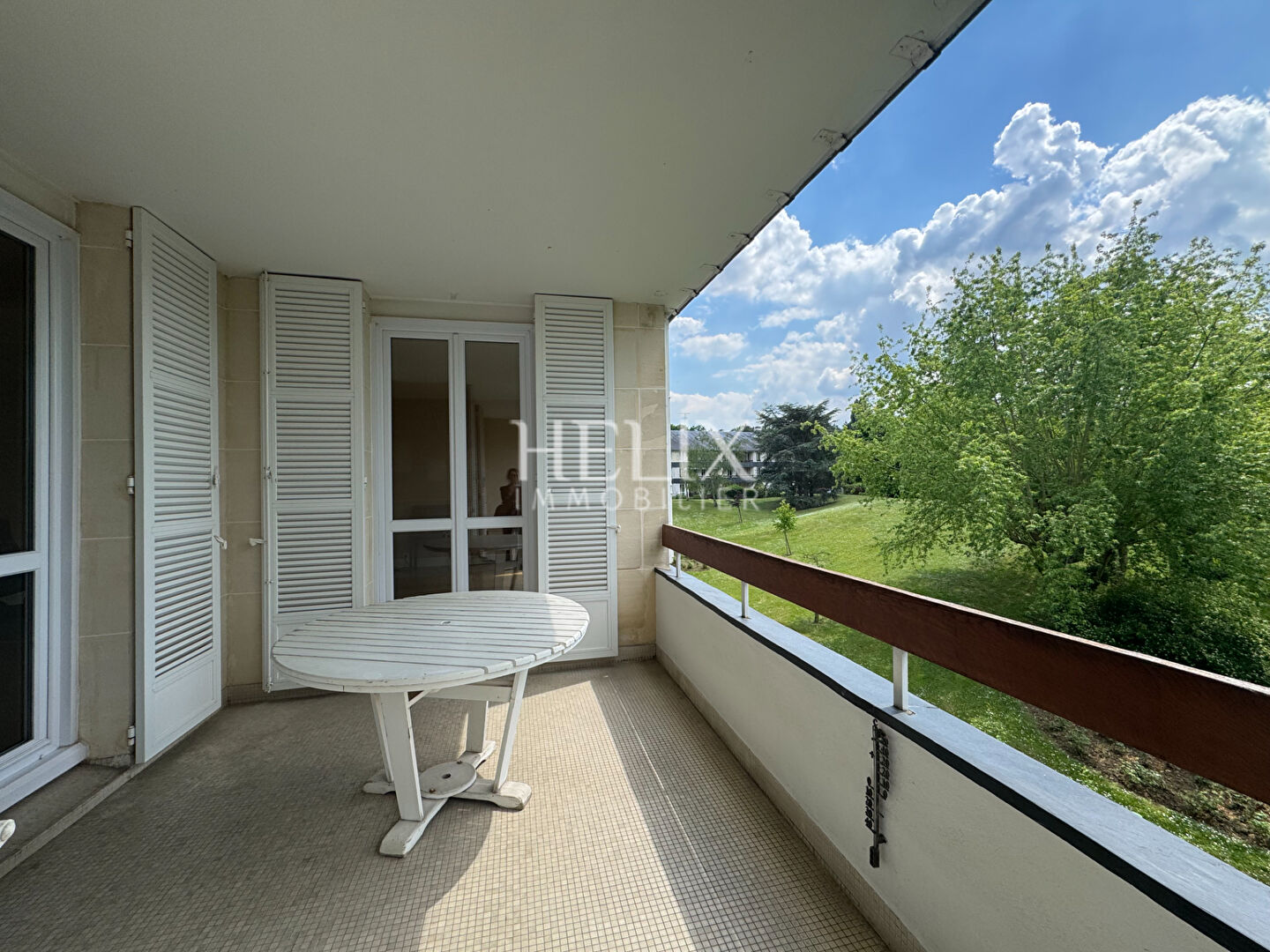 Agence immobilière de HELIX IMMOBILIER - HELIX IMMOBILIER SAINT GERMAIN EN LAYE