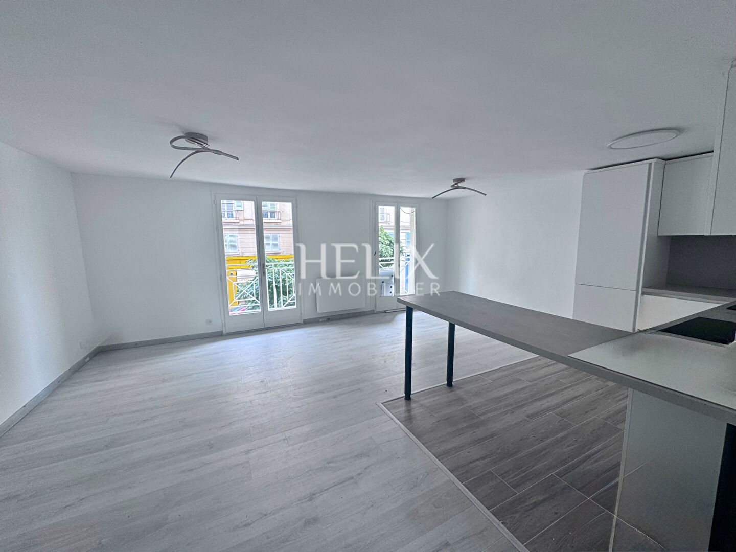 Agence immobilière de HELIX IMMOBILIER - HELIX IMMOBILIER SAINT GERMAIN EN LAYE