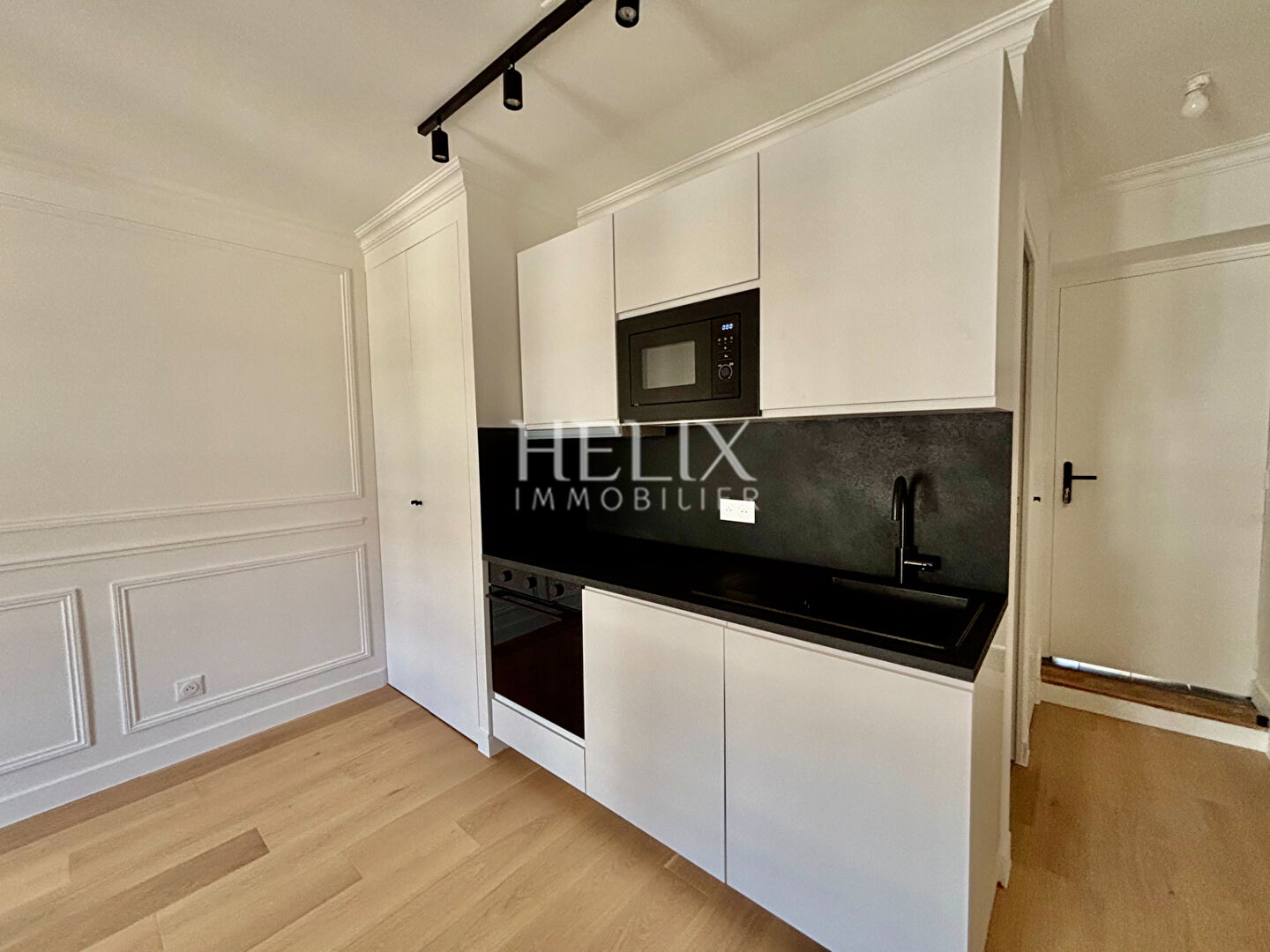 Agence immobilière de HELIX IMMOBILIER - HELIX IMMOBILIER SAINT GERMAIN EN LAYE