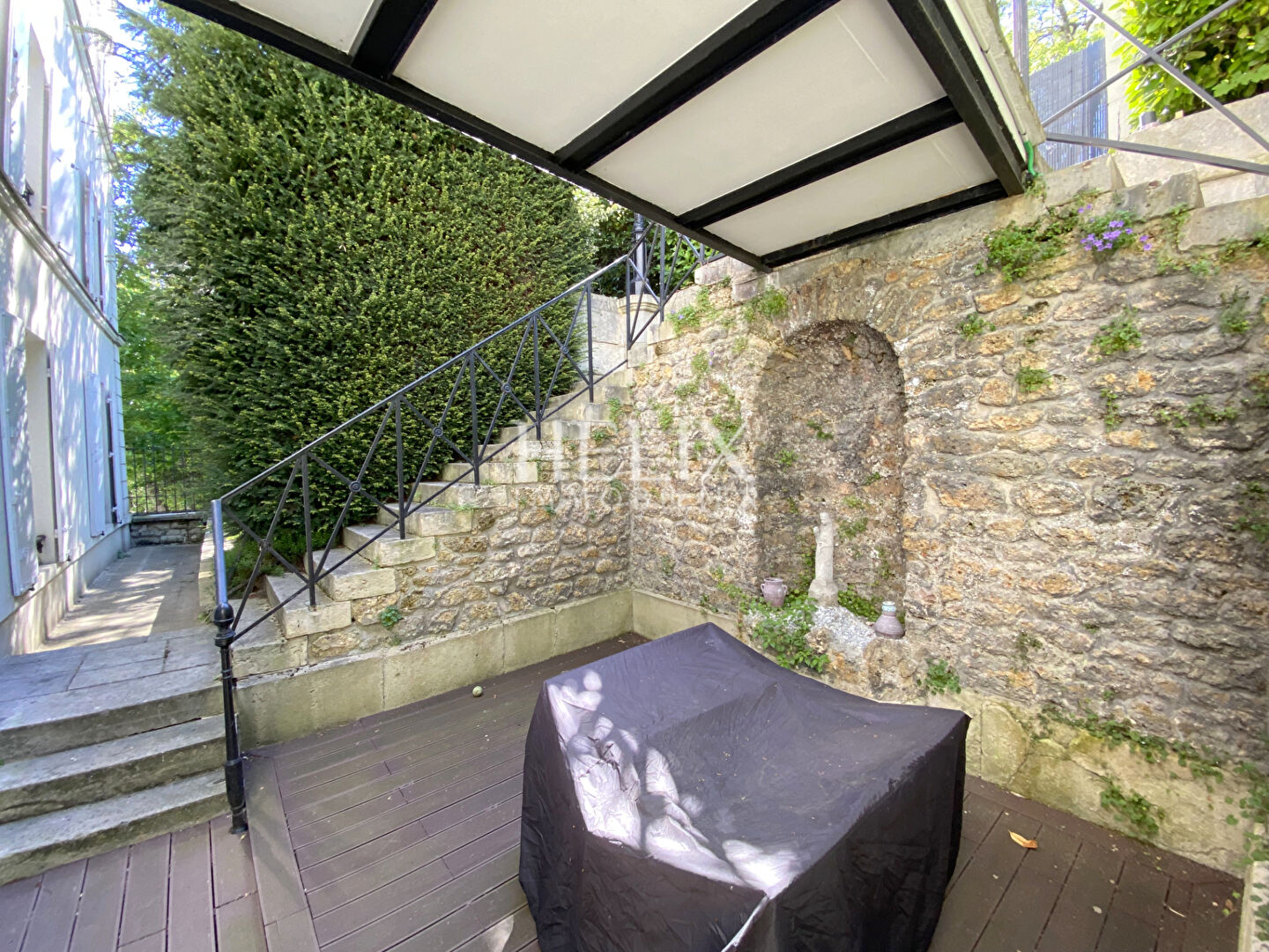 Agence immobilière de HELIX IMMOBILIER - HELIX IMMOBILIER LE PECQ