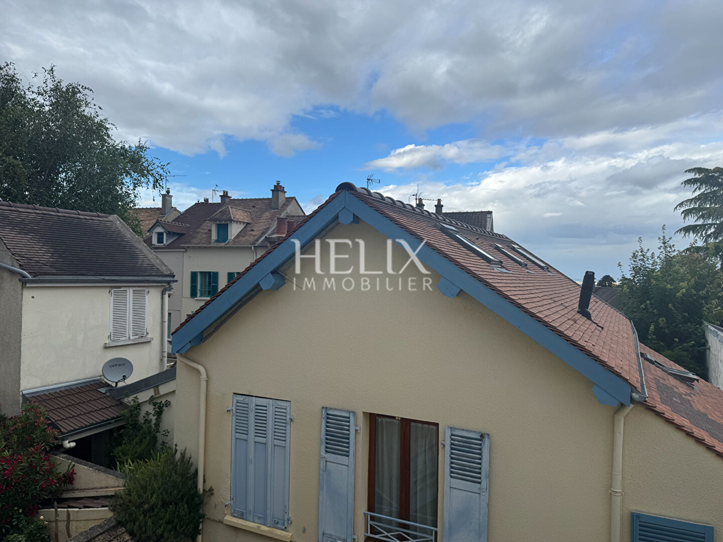 Agence immobilière de HELIX IMMOBILIER - HELIX IMMOBILIER SAINT GERMAIN EN LAYE