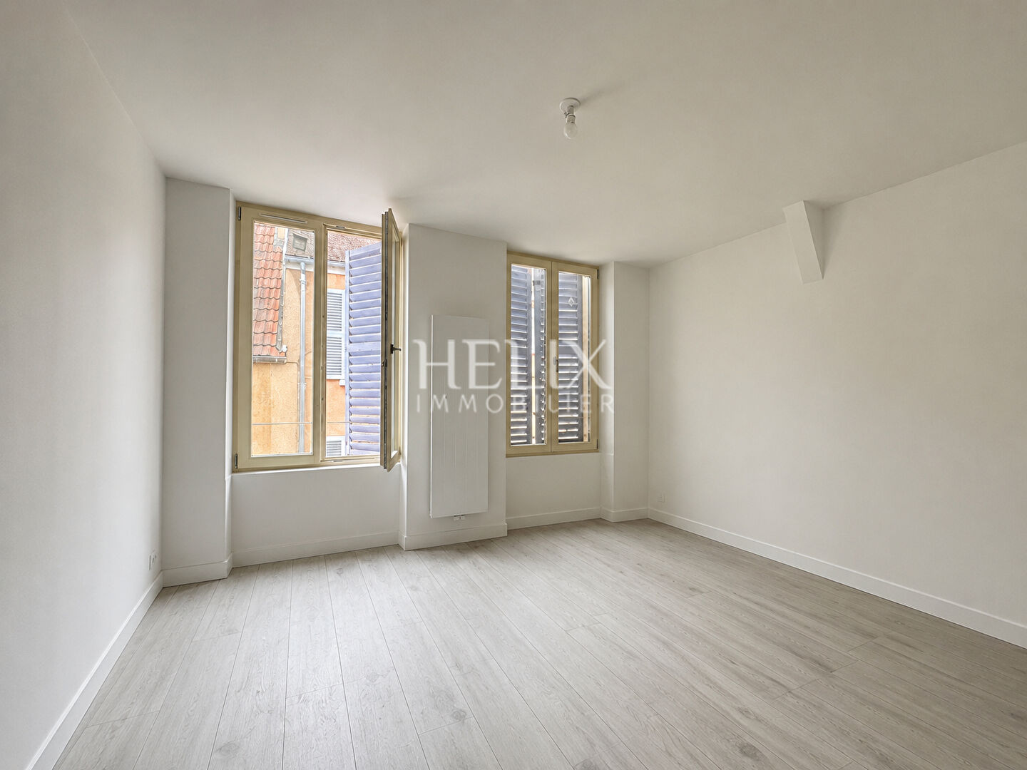 Agence immobilière de HELIX IMMOBILIER - HELIX IMMOBILIER LE PECQ