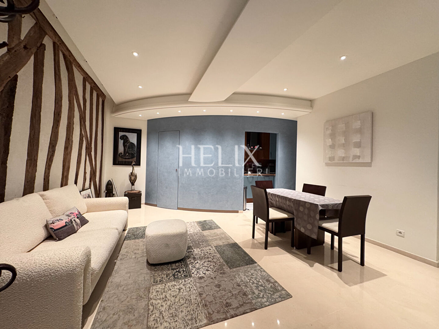 Agence immobilière de HELIX IMMOBILIER - HELIX IMMOBILIER SAINT GERMAIN EN LAYE