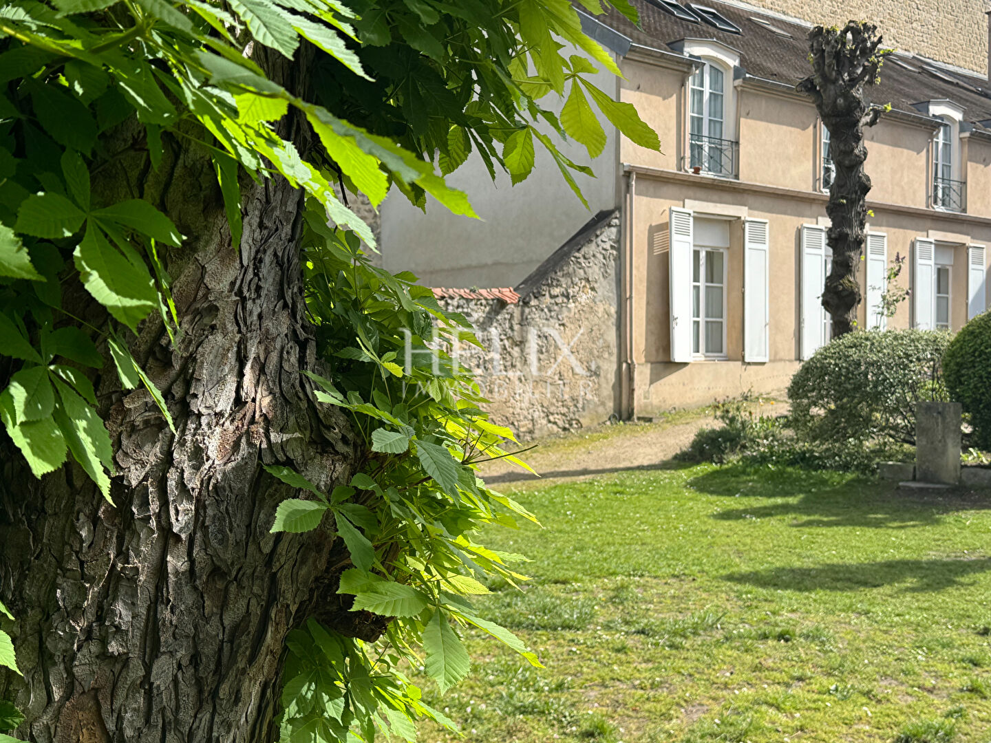 Agence immobilière de HELIX IMMOBILIER - HELIX IMMOBILIER SAINT GERMAIN EN LAYE