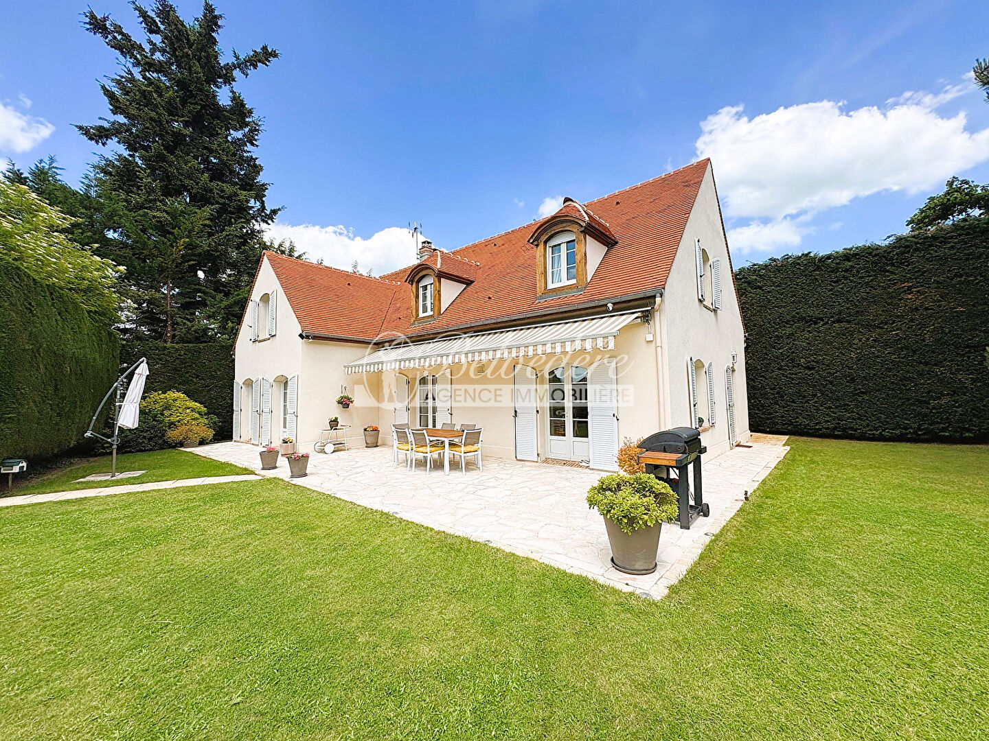 Maison 187m² — Béthemont-la-Forêt