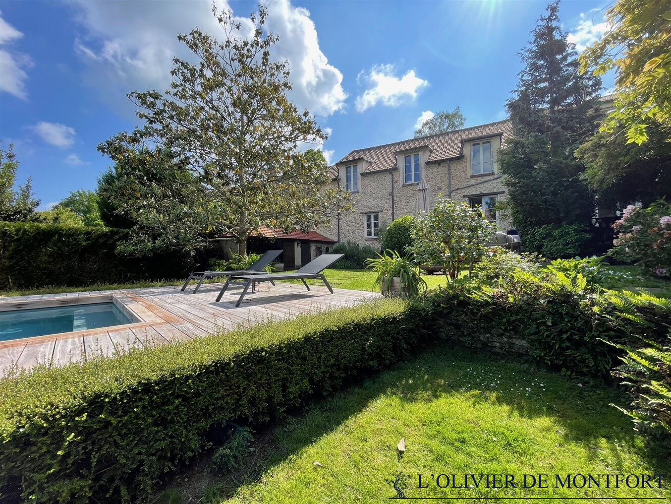 Agence immobilière de L'OLIVIER DE MONTFORT Mere - L'OLIVIER DE MONFORT
