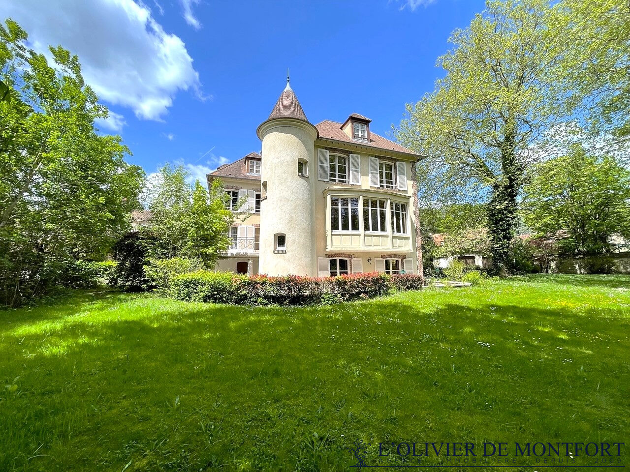 Agence immobilière de L'OLIVIER DE MONTFORT Mere - L'OLIVIER DE MONFORT