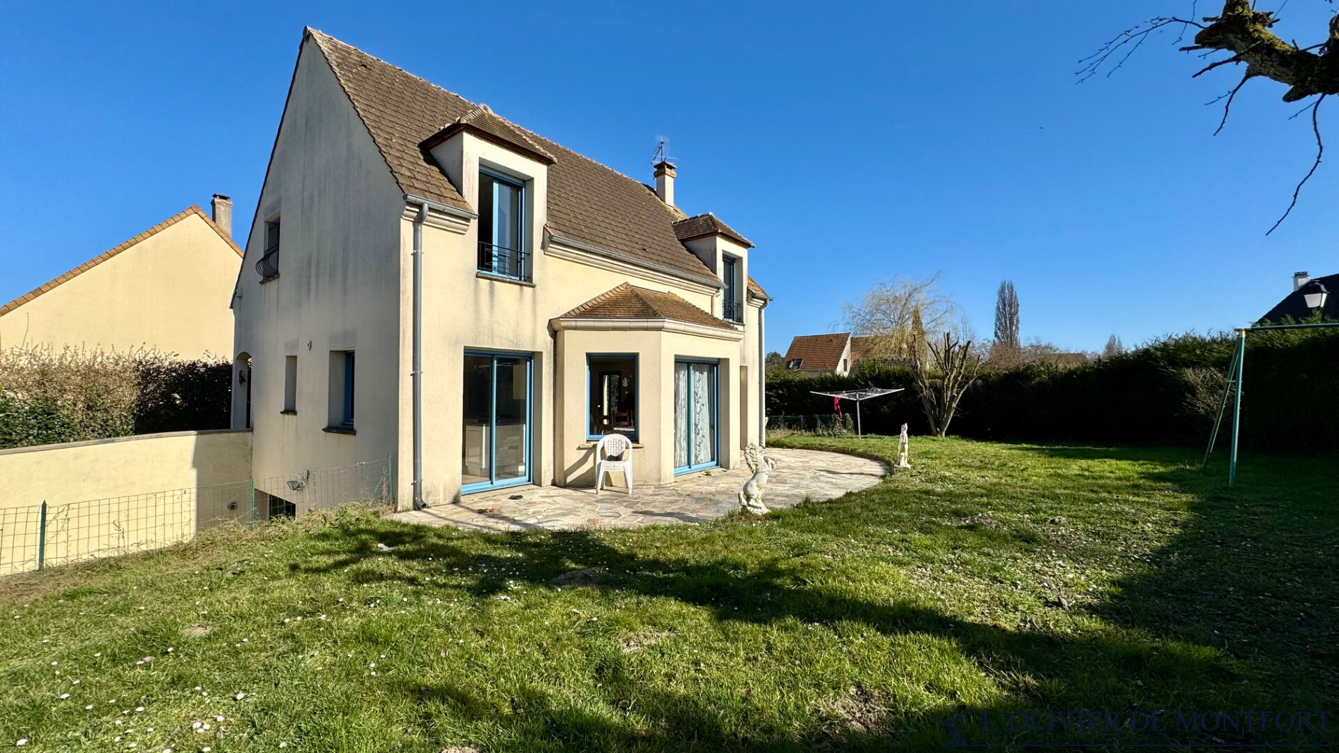 Agence immobilière de L'OLIVIER DE MONTFORT Mere - L'OLIVIER DE MONFORT