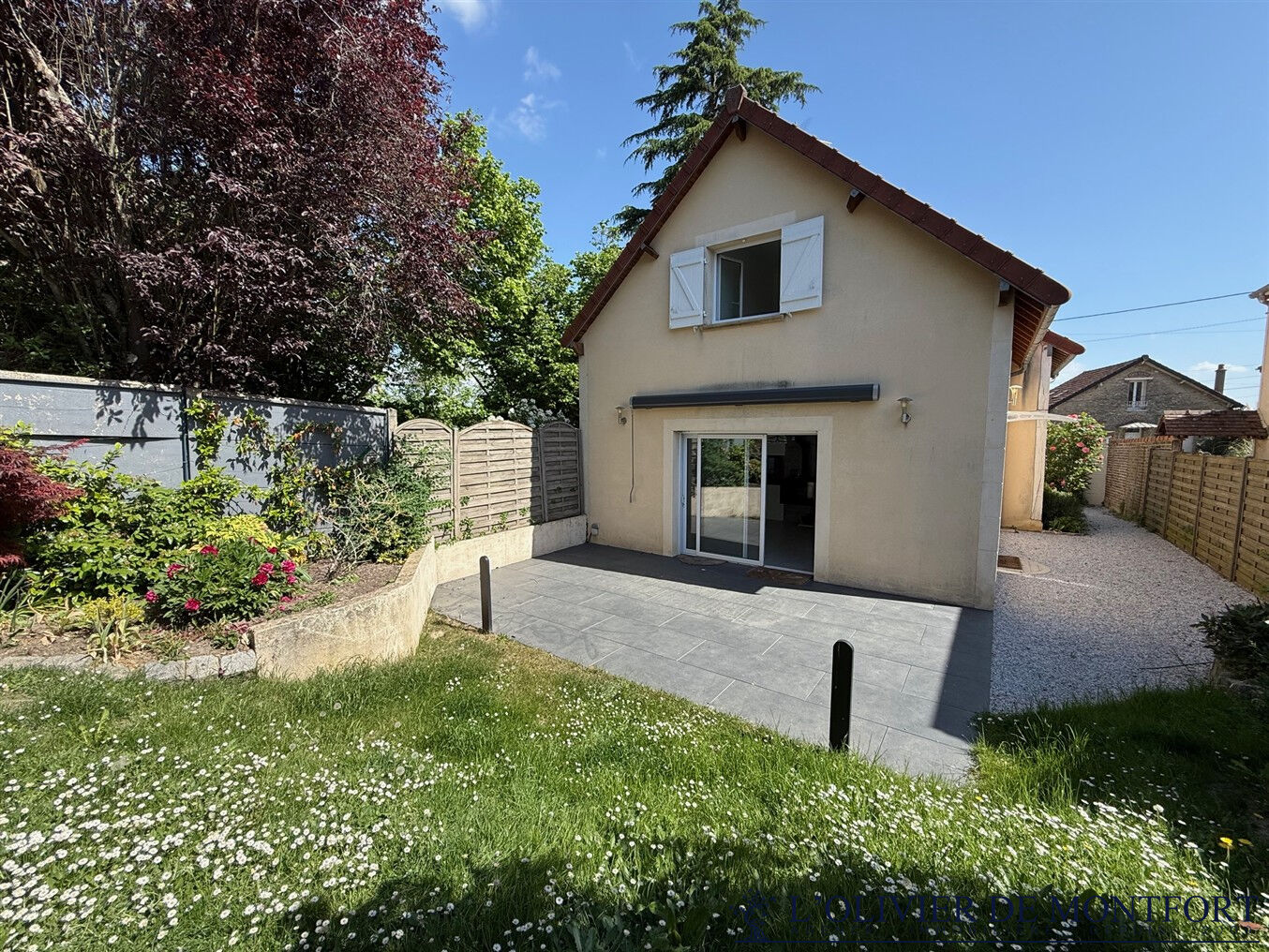 Agence immobilière de L'OLIVIER DE MONTFORT Mere - L'OLIVIER DE MONFORT