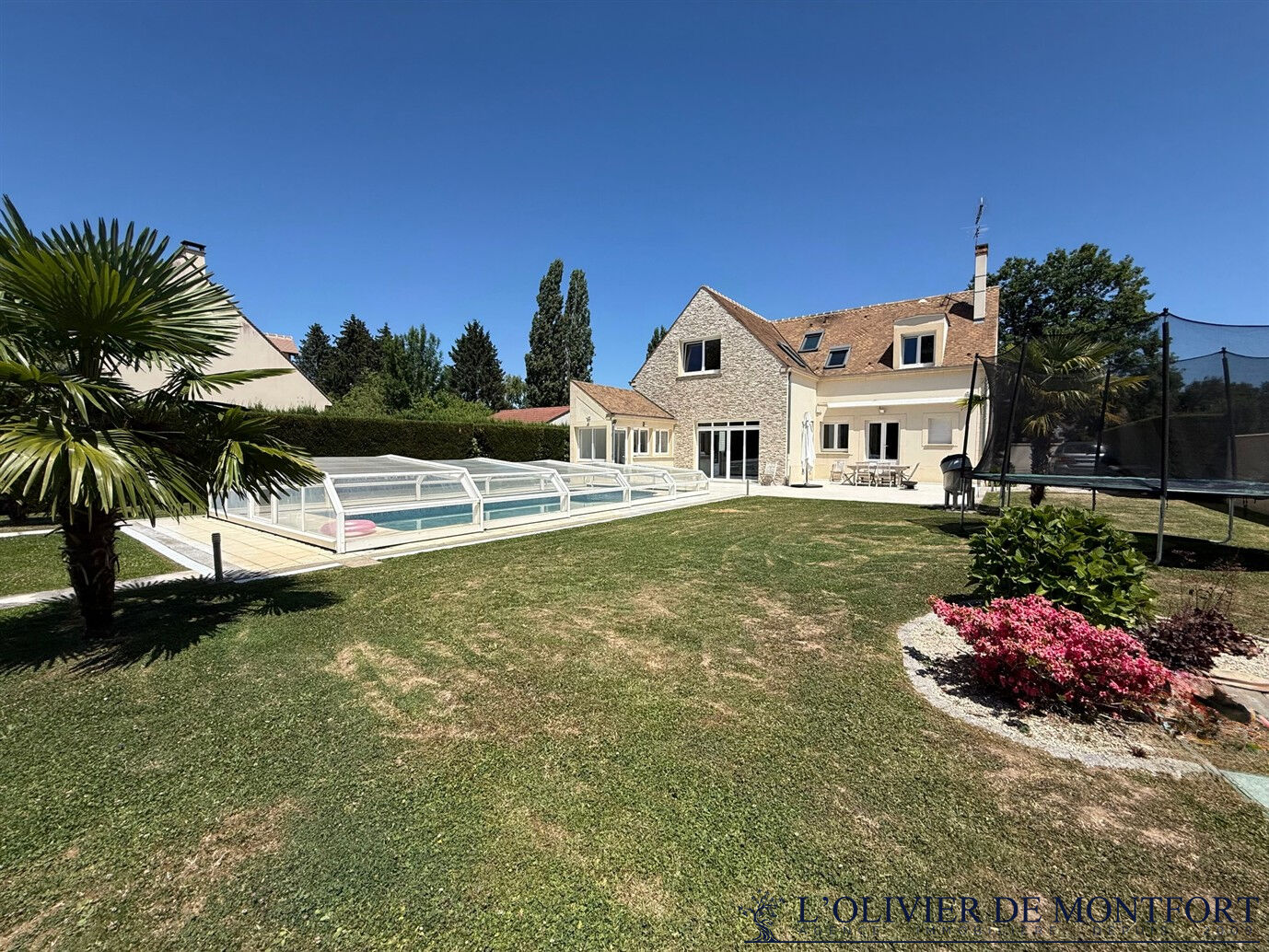 Agence immobilière de L'OLIVIER DE MONTFORT Mere - L'OLIVIER DE MONFORT