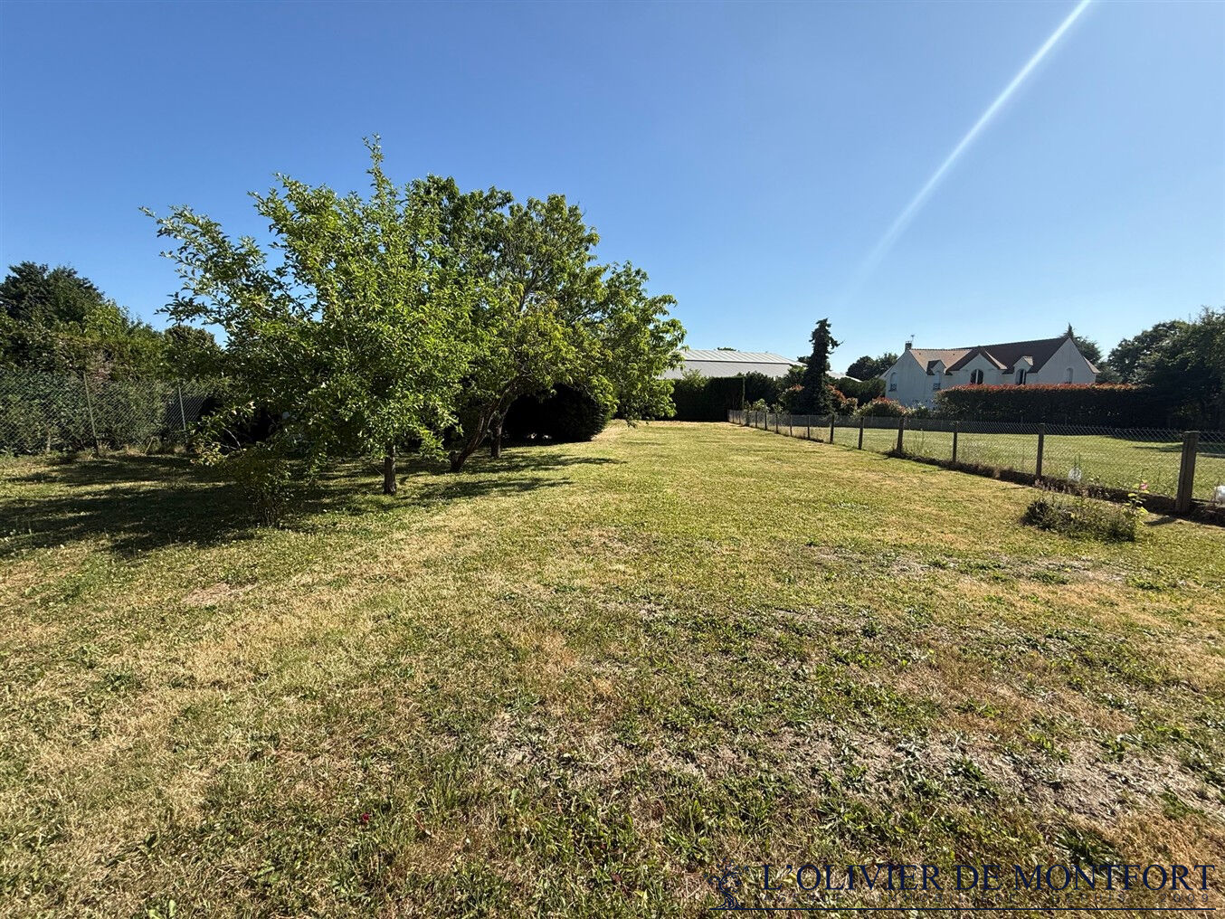 Photo Terrain de 1042 m² sur Méré image 2/6