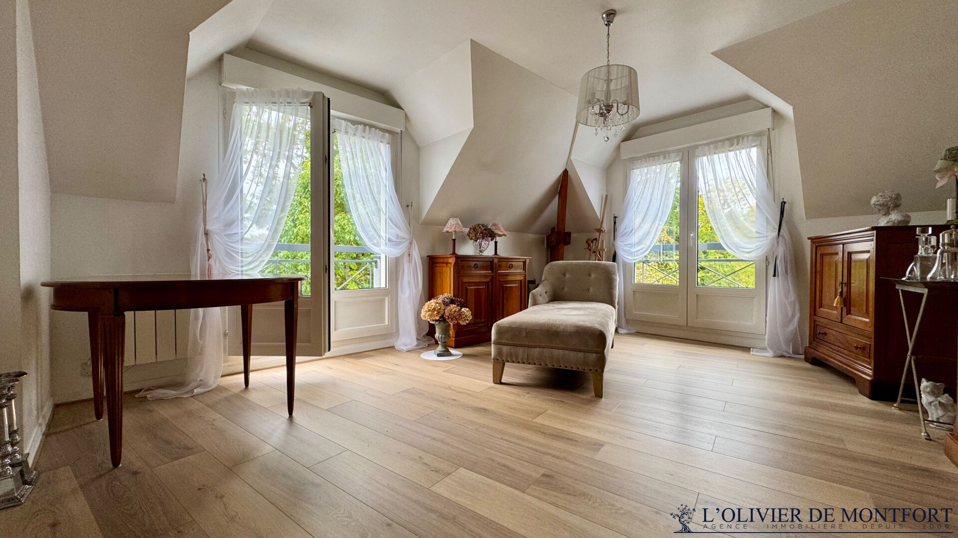 Photo Appartement  2 pièce(s) 53.93 m2 image 1/6