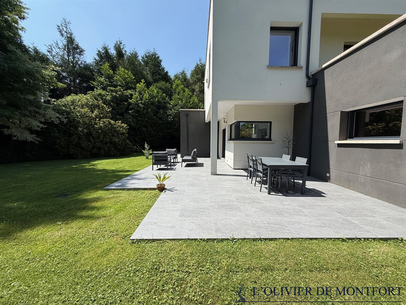 Photo Maison contemporaine de 6 pièce(s) 165 m2 image 4/6