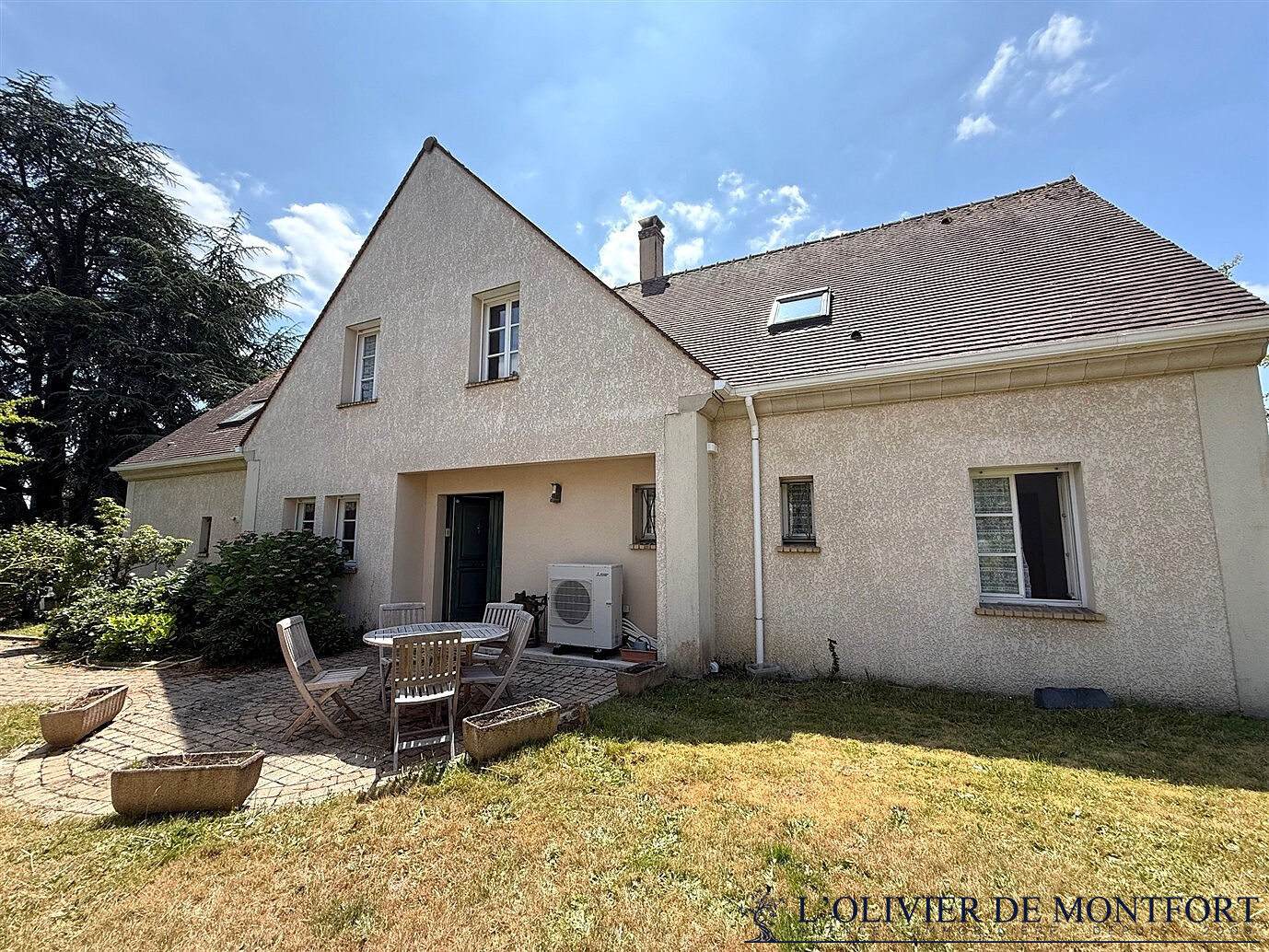 Photo Maison individuelle de 8 pièce(s) 225 m² au sol image 4/6