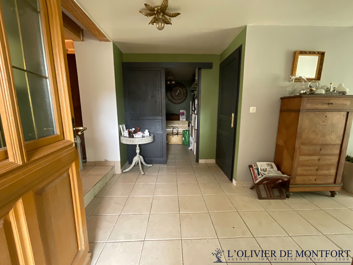 Photo Maison 6 pièce(s) 190 m2 image 3/6