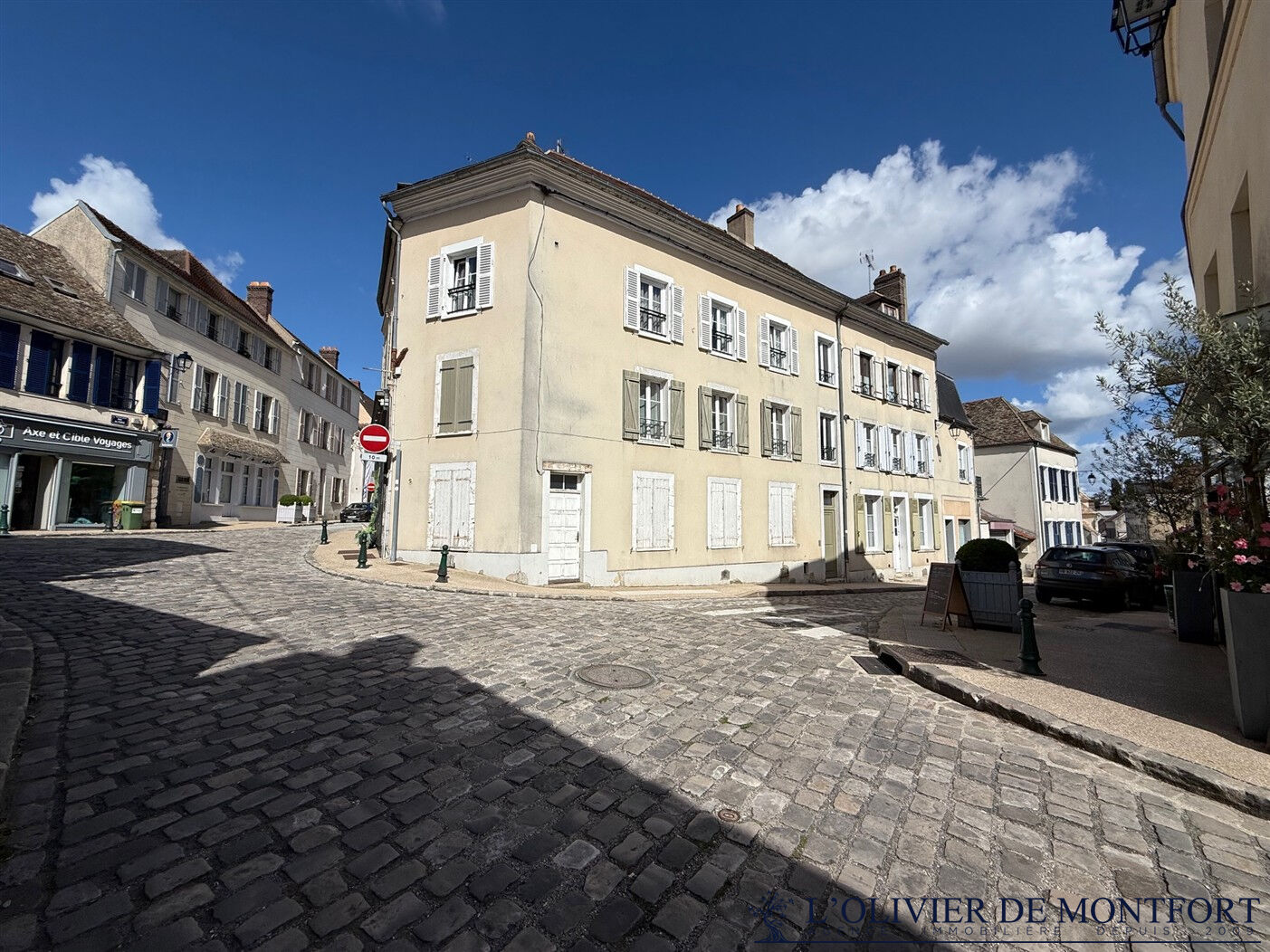 Appartement 2 pièces de 47 m² à Montfort l'Amaury